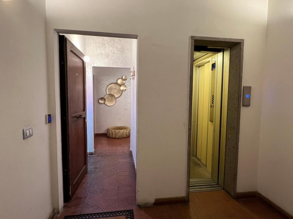 Apartamento Campo De Fiori Chic Roma Exterior foto